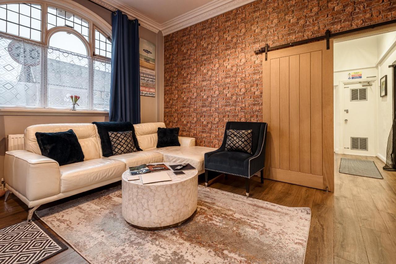 Crosby Apartments Liverpool Buitenkant foto