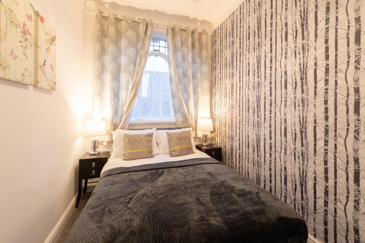 Crosby Apartments Liverpool Buitenkant foto