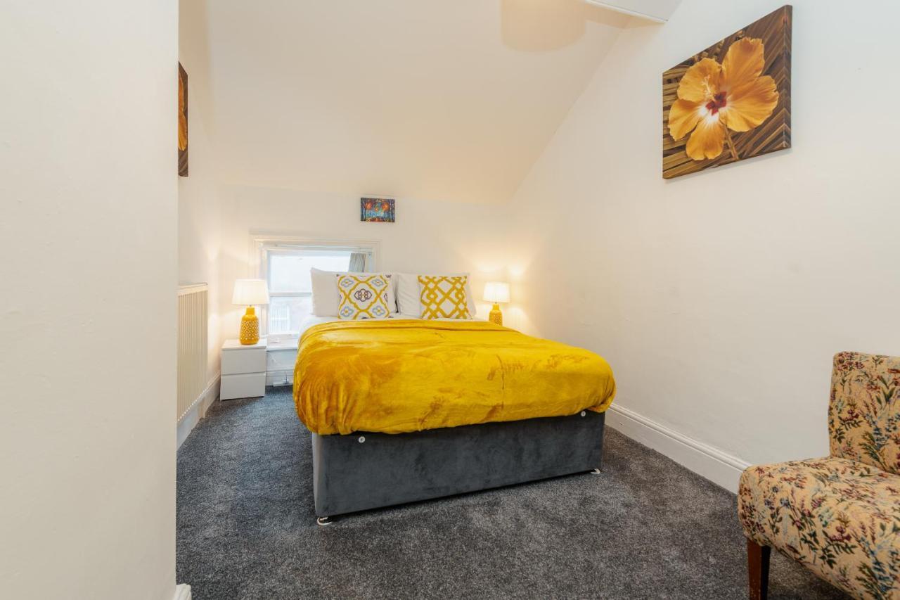 Crosby Apartments Liverpool Buitenkant foto