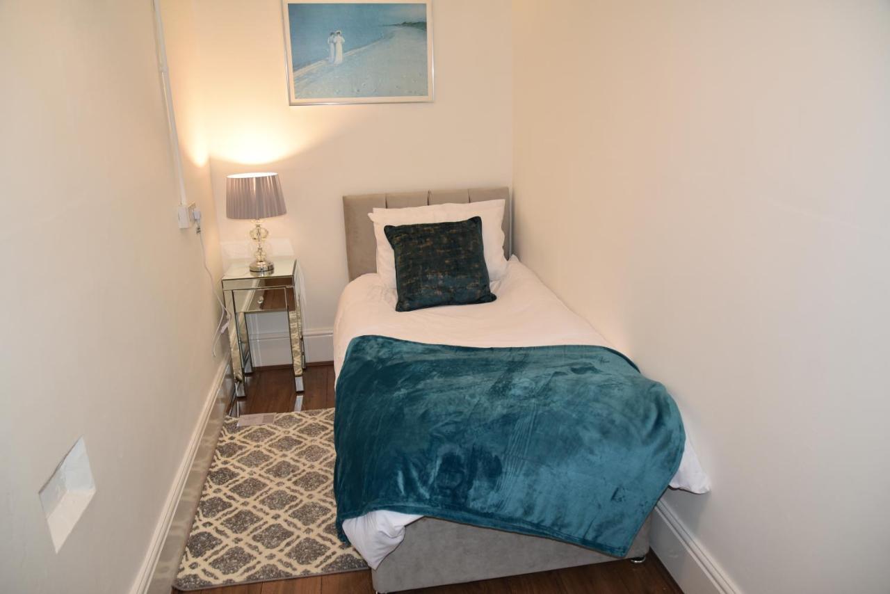 Crosby Apartments Liverpool Buitenkant foto